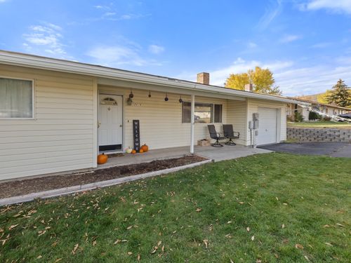 10414 Kincheloe Ave, Klamath Falls, OR, 97603-7164 | Card Image