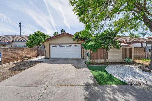 2104 Sharon Way, Modesto, CA, 95350 | Card Image