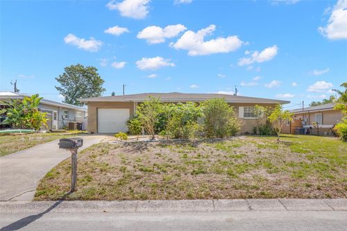 909 Woodley Rd, CLEARWATER, FL, 33764-4839 | Card Image