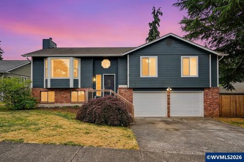 1930 Cunningham Ln S, Salem, OR, 97302 | Card Image