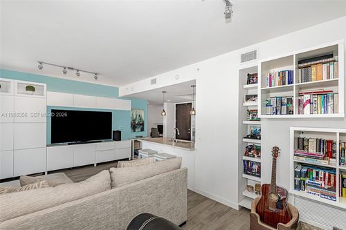apt-3215-999 Sw 1st Ave, Miami, FL, 33130-3495 | Card Image