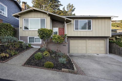 251 Lassen Dr, San Bruno, CA, 94066-2517 | Card Image