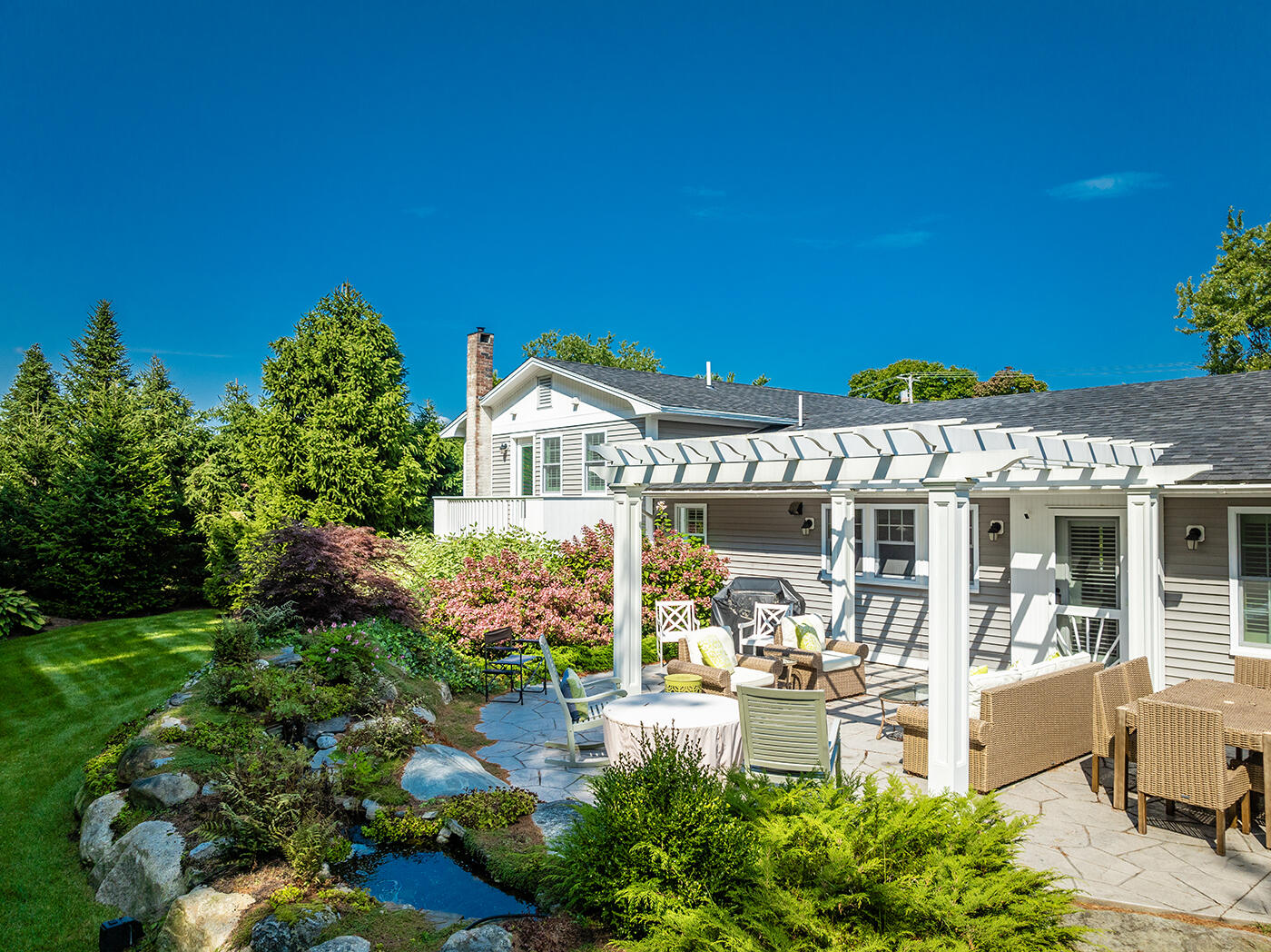 Warrenton St, Rockport, ME 04856