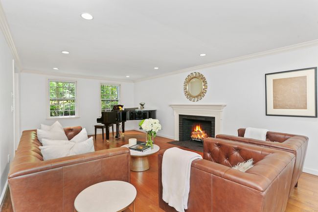 26 Heritage Ln, House other with 4 bedrooms, 4 bathrooms and 6 parking in Weston CT | Image 4
