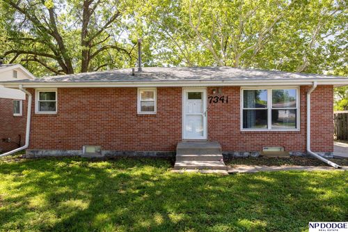 7341 Holdrege Street, Lincoln, NE, 68505 | Card Image