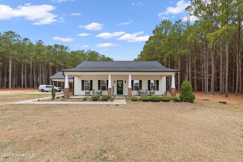 665 Mann Rd, Coats, NC, 27521-8128 | Card Image