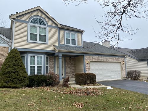 6146 Golfview Dr, Gurnee, IL, 60031-4701 | Card Image