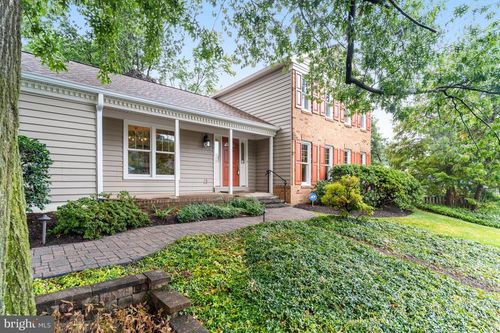 5100 Washington Blvd, ARLINGTON, VA, 22205-2511 | Card Image