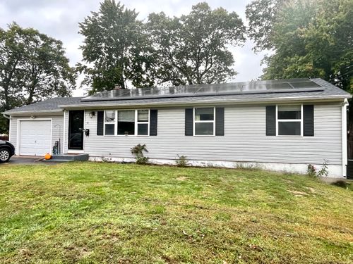 12 Post Rd, Enfield, CT, 06082-5624 | Card Image