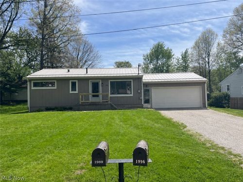 1996 Berger Avenue, Stow, OH, 44224 | Card Image