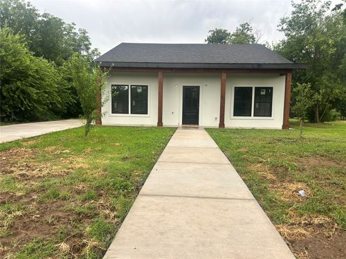 307 W Oak, Olney, TX, 76374 | Card Image
