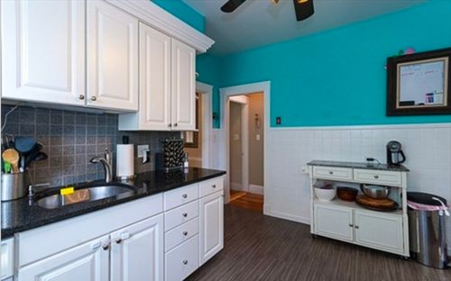 1-112 W Wyoming Ave, Melrose, MA, 02176-3738 | Card Image