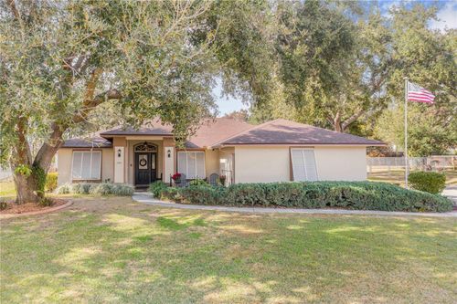 2865 Pond View Dr, Haines City, FL, 33844-8001 | Card Image