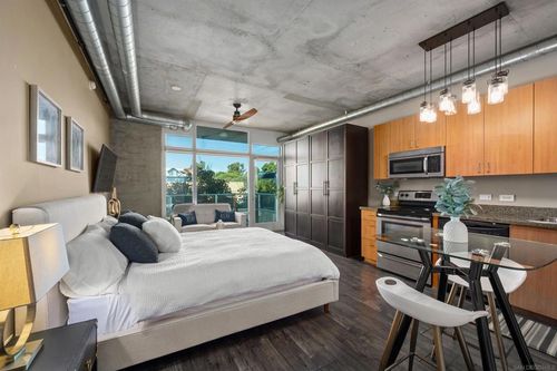 203-1080 Park Blvd, San Diego, CA, 92101-5630 | Card Image