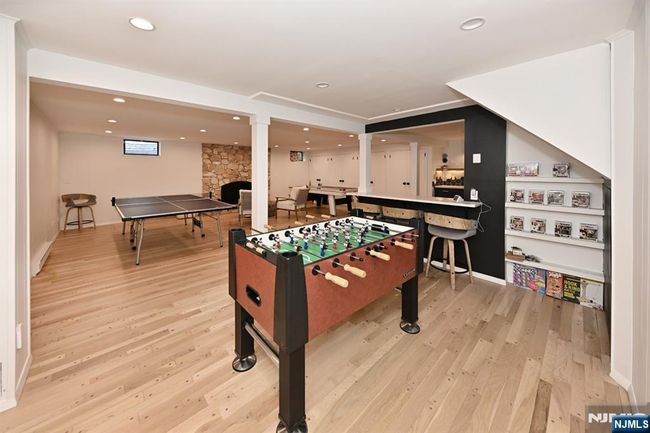 254 University Way, House other with 5 bedrooms, 5 bathrooms and null parking in Paramus NJ | Image 40
