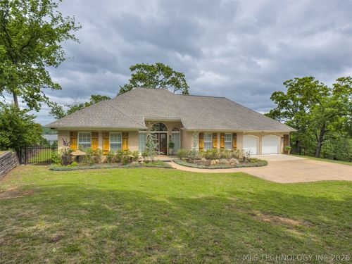 73018 Whispering Oaks Dr, Wagoner, OK, 74467-3730 | Card Image