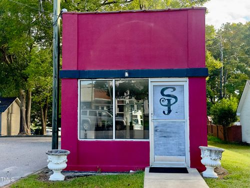 106 W Railroad Ave, Princeton, NC, 27569 | Card Image