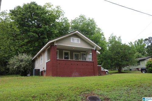 812 26th Ave, Bessemer, AL, 35023-3721 | Card Image