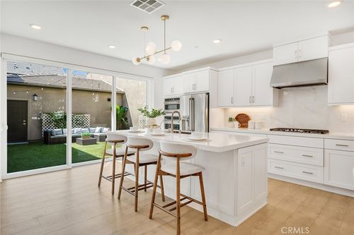 174 Sash, Irvine, CA, 92618-1456 | Card Image