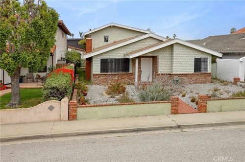 4841 Island View St, Oxnard, CA, 93035-2822 | Card Image