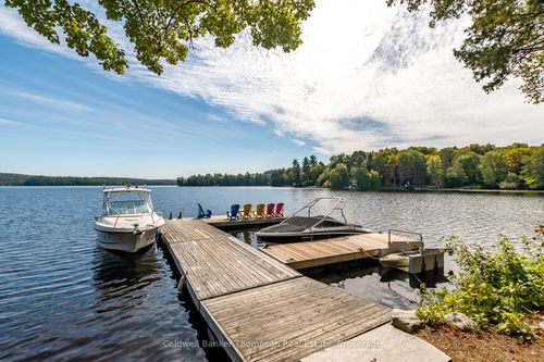 204-10 Coveside Dr, Huntsville, ON, P1H1C3 | Card Image