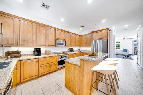 824 Virginia Garden Dr, Boynton Beach, FL, 33435-6406 | Card Image