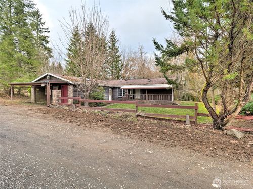 1051 E Crestview Dr, Shelton, WA, 98584-7996 | Card Image