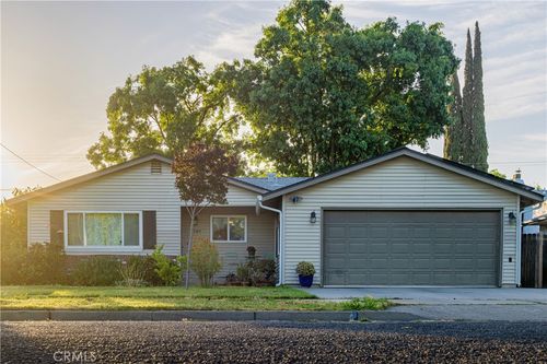 3158 Erie Ave, Merced, CA, 95340 | Card Image