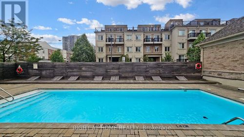108-17 Coneflower Crescent, Toronto (Westminster-Branson), ON, M2R0A5 | Card Image