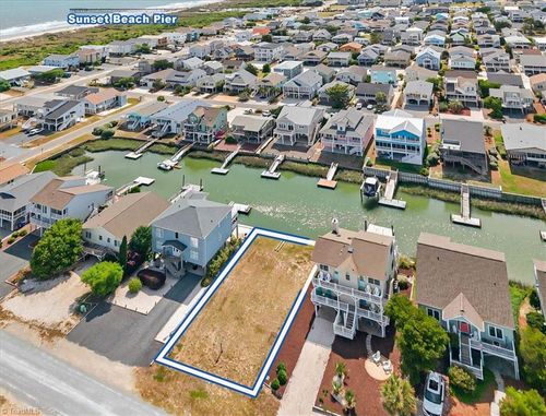 422 Marlin St, Sunset Beach, NC, 28468-4094 | Card Image