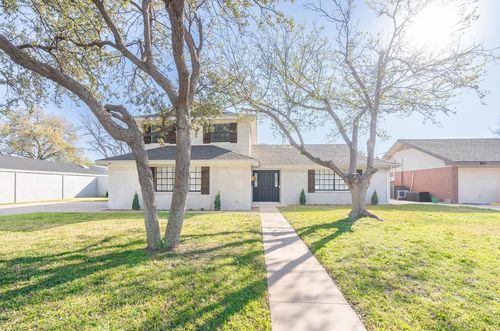 2200 Whitney Dr, Midland, TX, 79705-8248 | Card Image