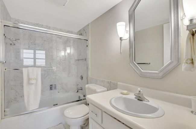 APT-1406W - 2121 N Ocean Blvd, Condo with 2 bedrooms, 2 bathrooms and null parking in Boca Raton FL | Image 21