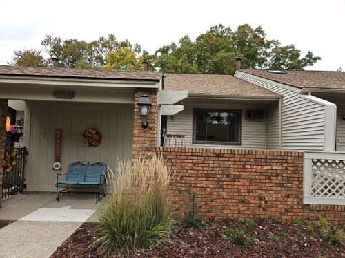 unit-2-25664 Lexington Dr, South Lyon, MI, 48178-1064 | Card Image