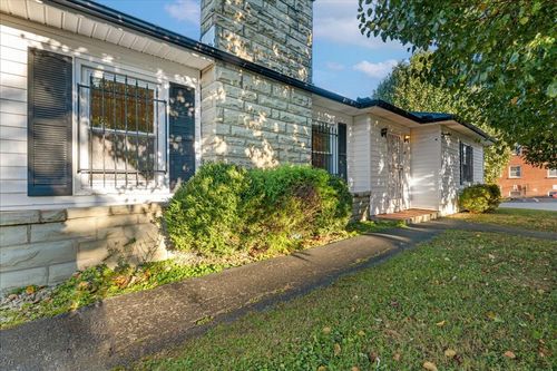 46 N 10th St, Williamsburg, KY, 40769-1768 | Card Image