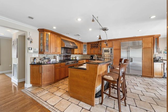 8205 Grand Ave, House other with 4 bedrooms, 4 bathrooms and null parking in North Bergen NJ | Image 10