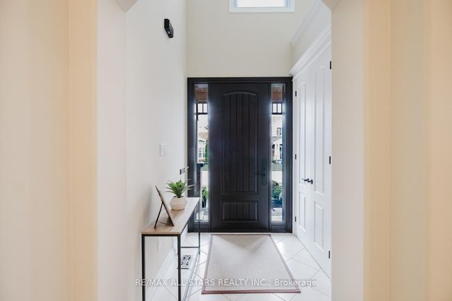 33 Grice Cir, House other with 4 bedrooms, 3 bathrooms and 2 parking in Stouffville ON | Image 5