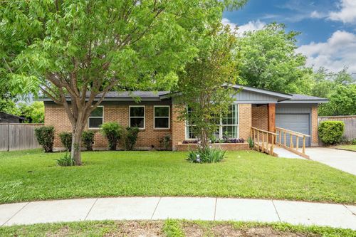 3504 Wicklow Court, Fort Worth, TX, 76116 | Card Image