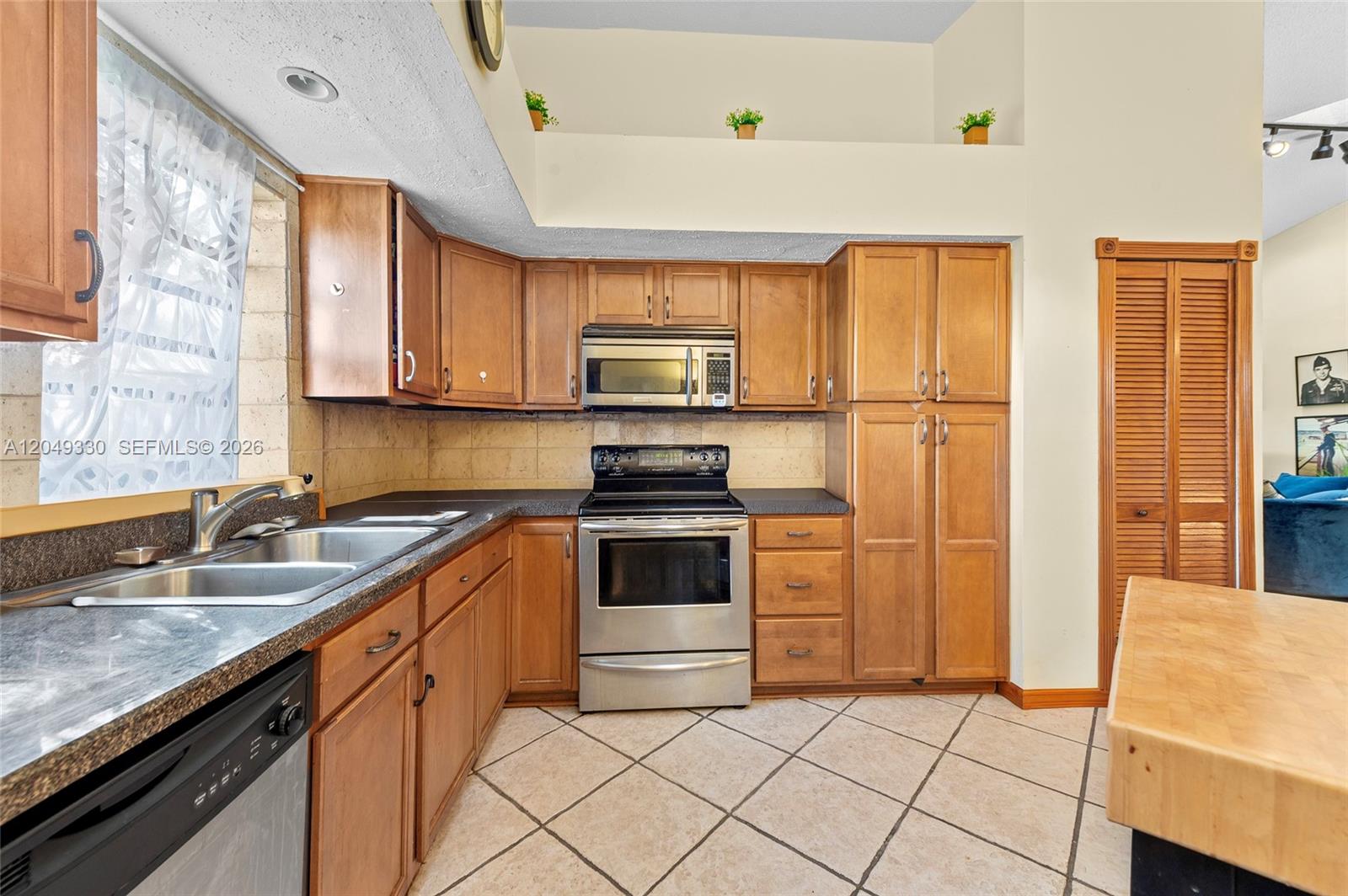 Residential in Tamarac 5