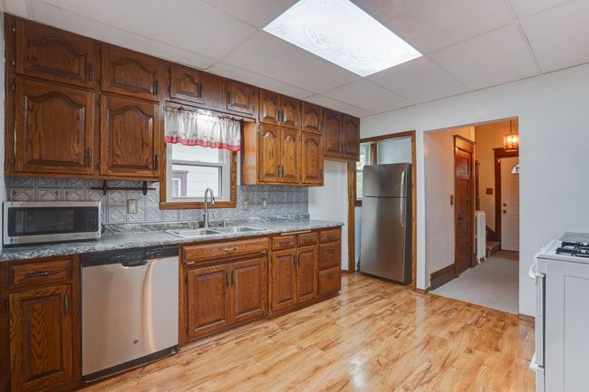 6-web-or-mls-1173-Matilda-St-Gold15-06.jpg | Image 7