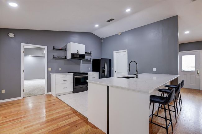 26733 Green Willow Run, House other with 3 bedrooms, 2 bathrooms and null parking in ZEPHYRHILLS FL | Image 17