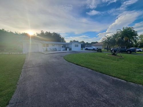 27220 Sw 164th Ct, Homestead, FL, 33031-2810 | Card Image