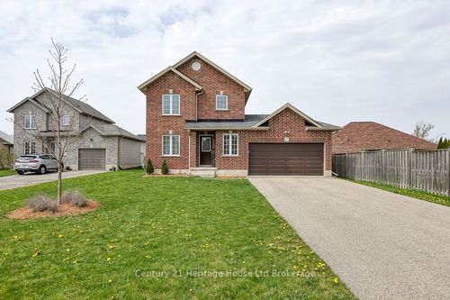 {{alt}} | Card Image