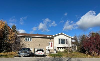 160 Dome Ave, House other with 2 bedrooms, 3 bathrooms and 4 parking in South Porcupine ON | Image 1