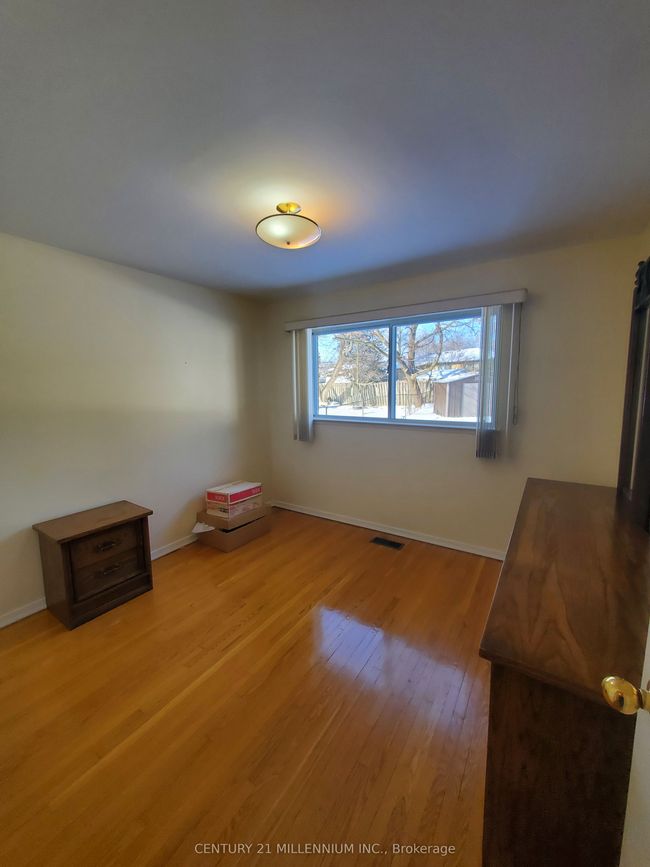 LOWER - 162 Bartley Bull Pky, House other with 2 bedrooms, 1 bathrooms and 2 parking in Brampton ON | Image 12