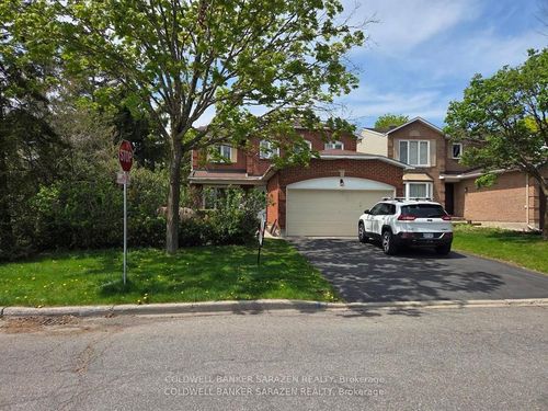 31 Dossetter Way, Ottawa, ON, K1G4S3 | Card Image