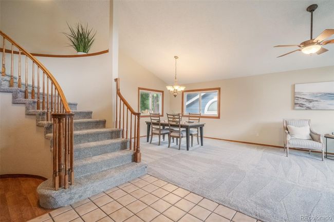 Entryway | Image 6