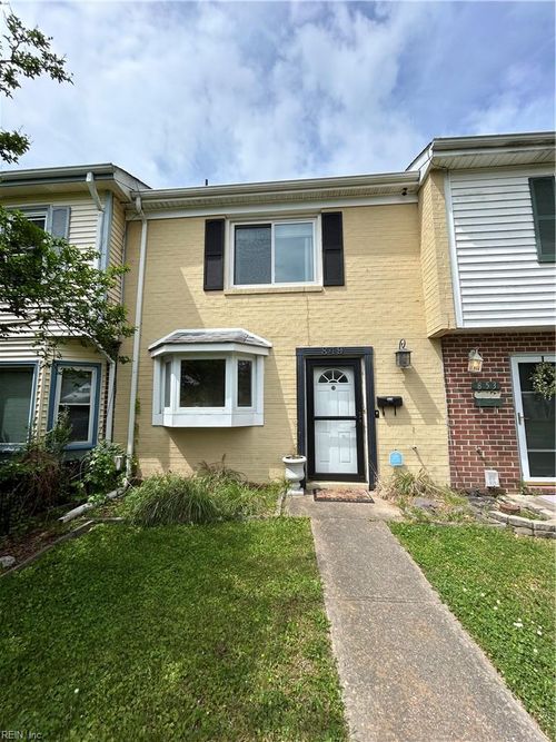 849 Cambridge Dr, Virginia Beach, VA, 23454-3404 | Card Image