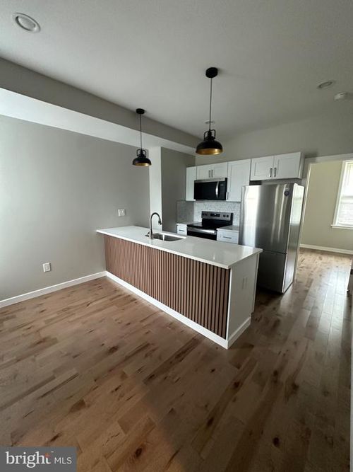 2-1226 S 47th St, PHILADELPHIA, PA, 19143-3806 | Card Image