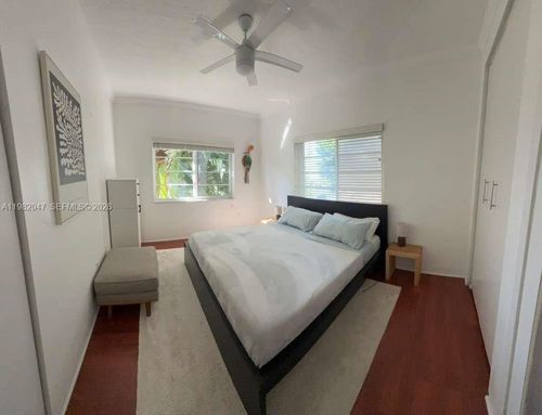 apt-201-901 Meridian Ave, Miami Beach, FL, 33139-8420 | Card Image