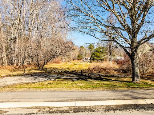 65 Pearl Street, Camden, ME, 04843 | Card Image